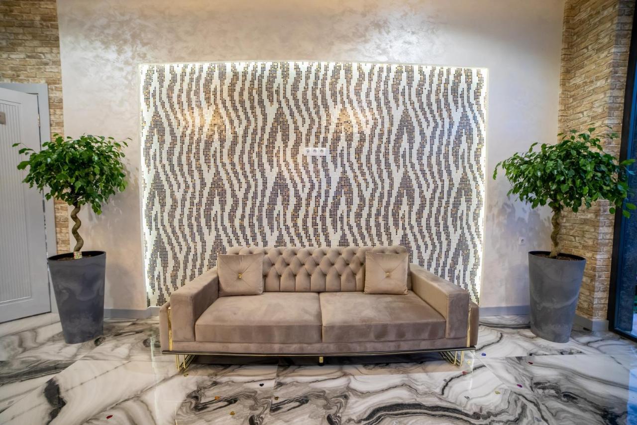 Hotel New York Tashkent Bagian luar foto