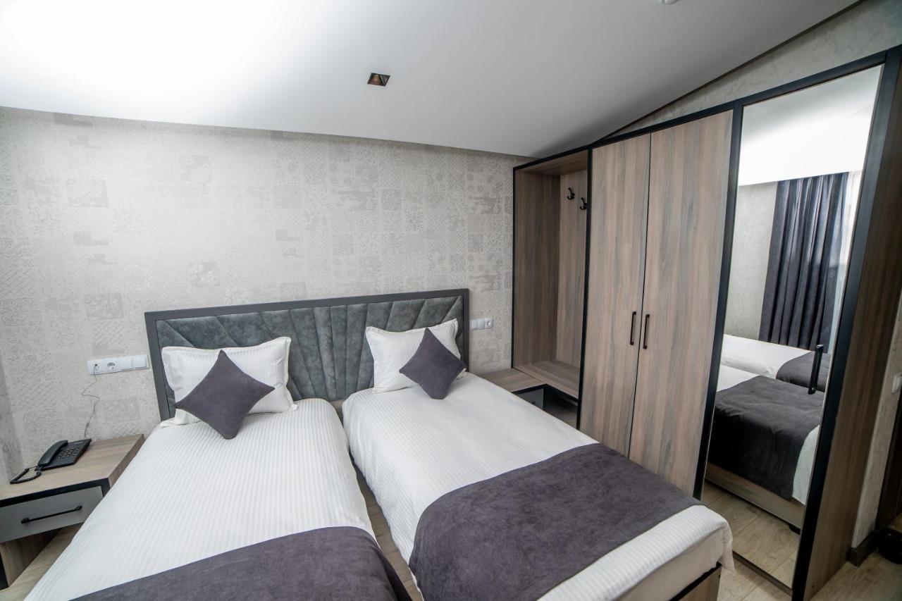 Hotel New York Tashkent Bagian luar foto