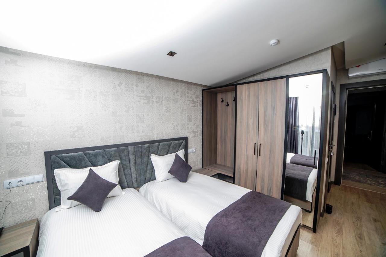 Hotel New York Tashkent Bagian luar foto